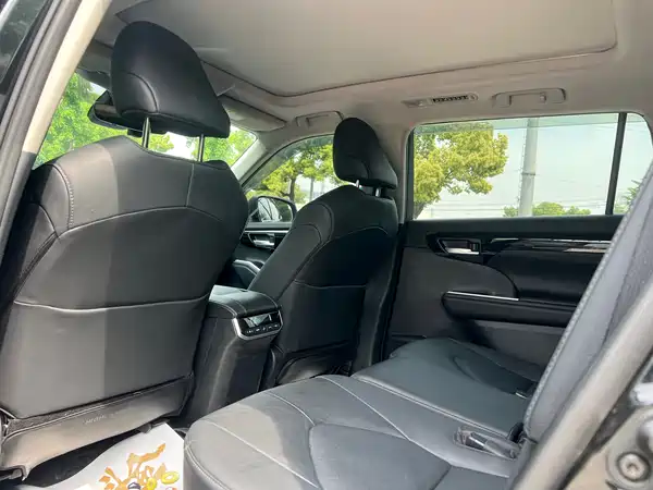Toyota Highlander 2024