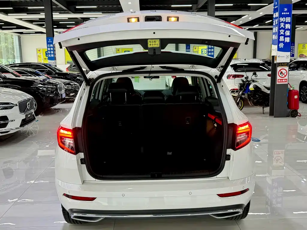 Skoda Karoq 2023 — фото 13