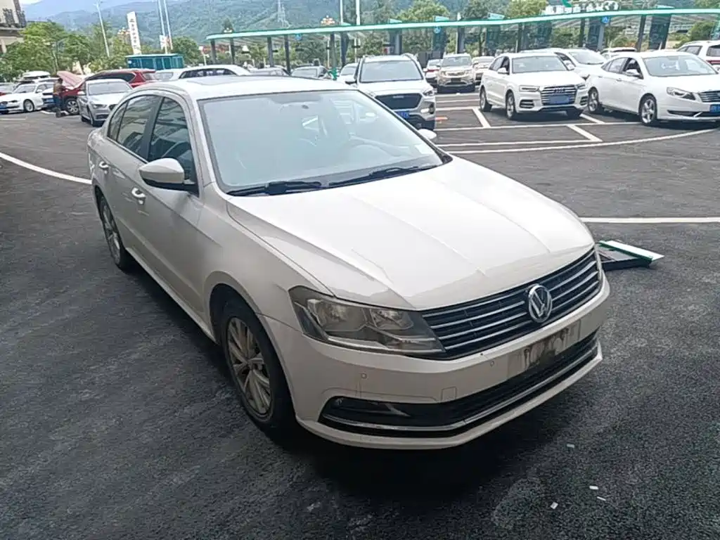 Volkswagen Lavida 2016