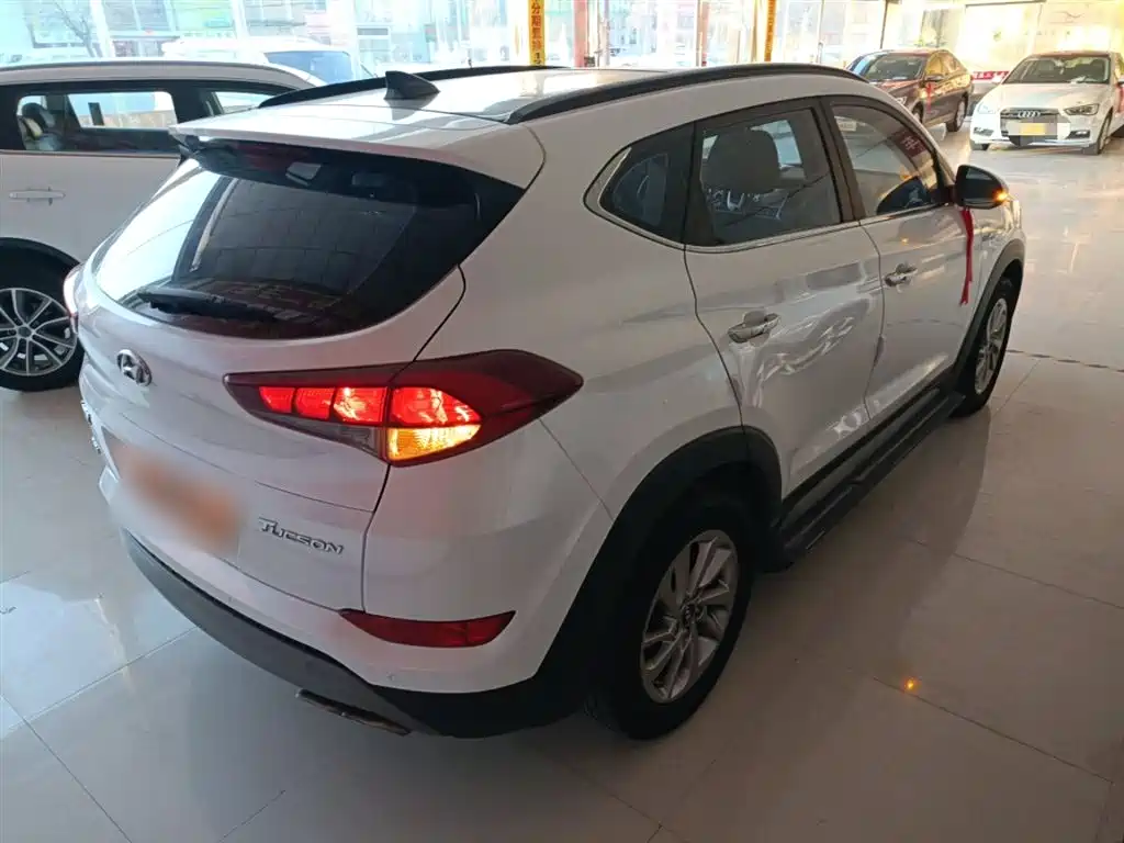 Hyundai Tucson 2018 — фото 7