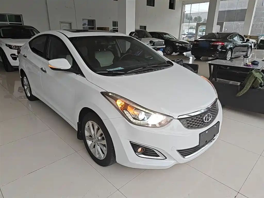 Hyundai Elantra Langdong 2016 — фото 4