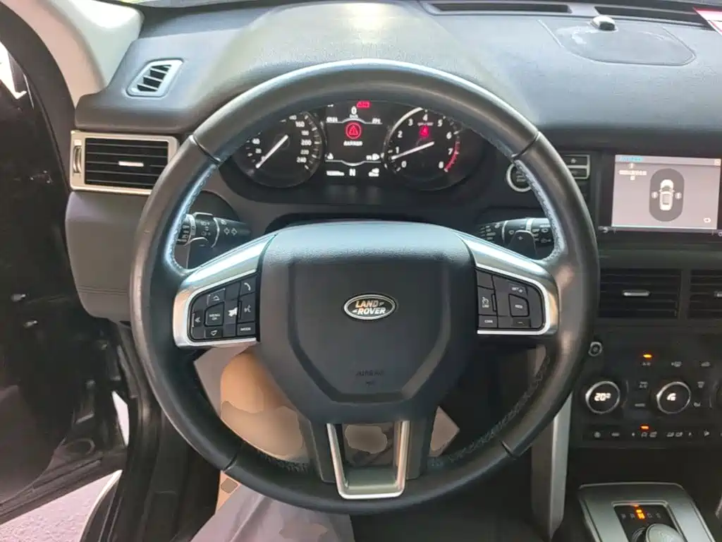 Land Rover Discovery Sport 2019 — фото 11