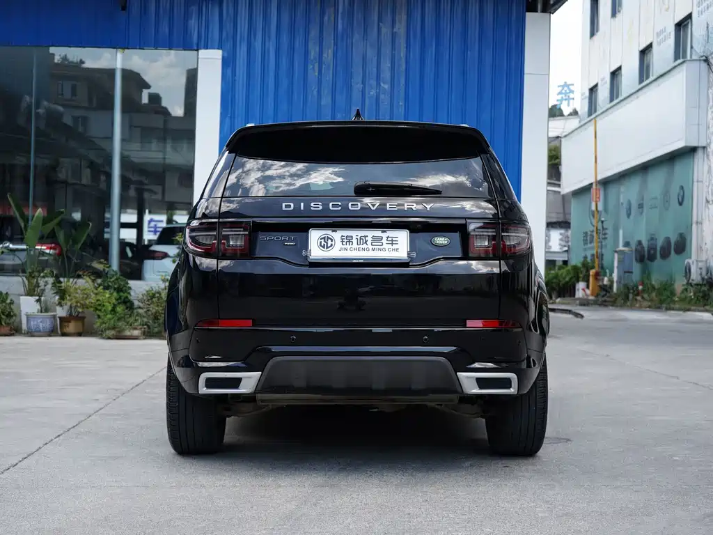 Land Rover Discovery Sport 2023 — фото 8