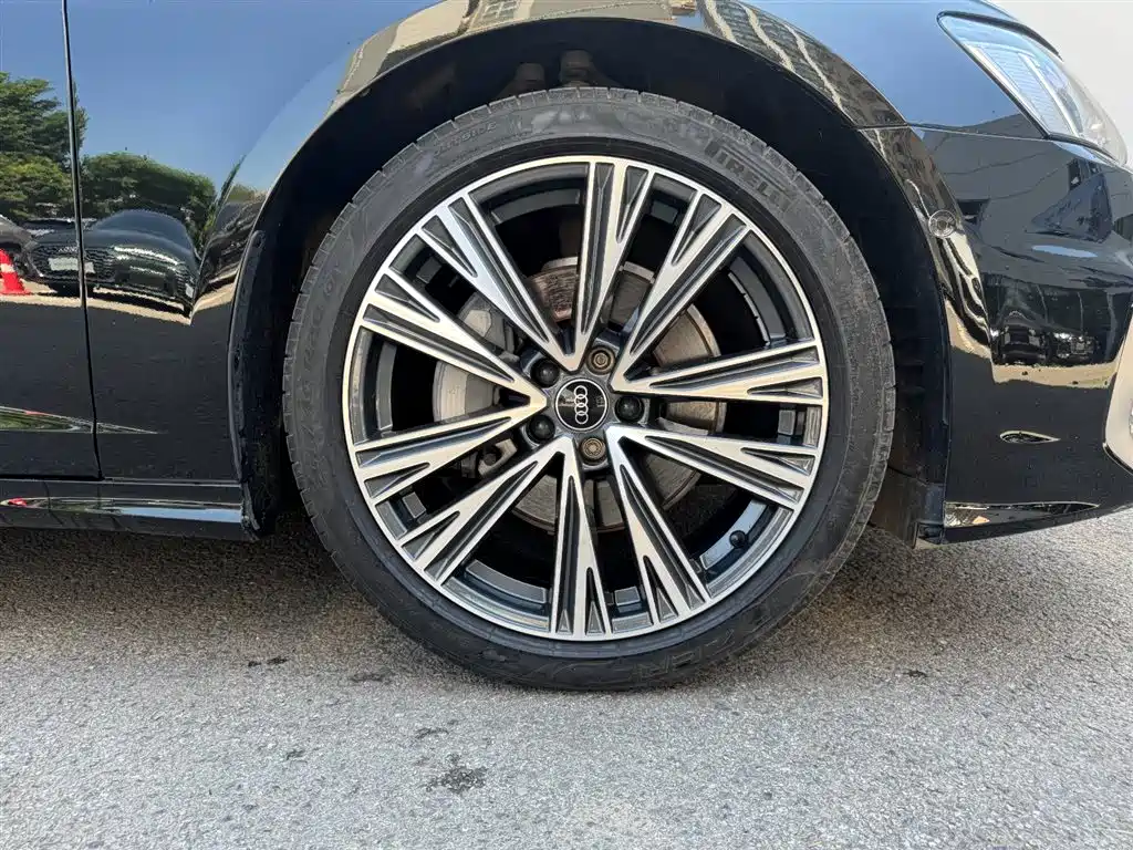 Audi A6L 2024