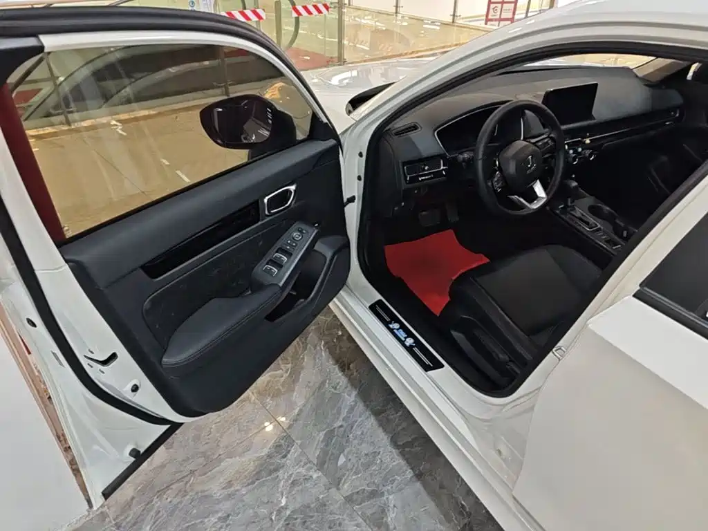 Honda Civic 2021 — фото 16