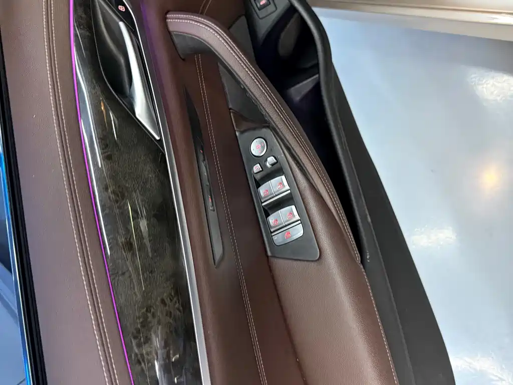 BMW 5 Series 2021