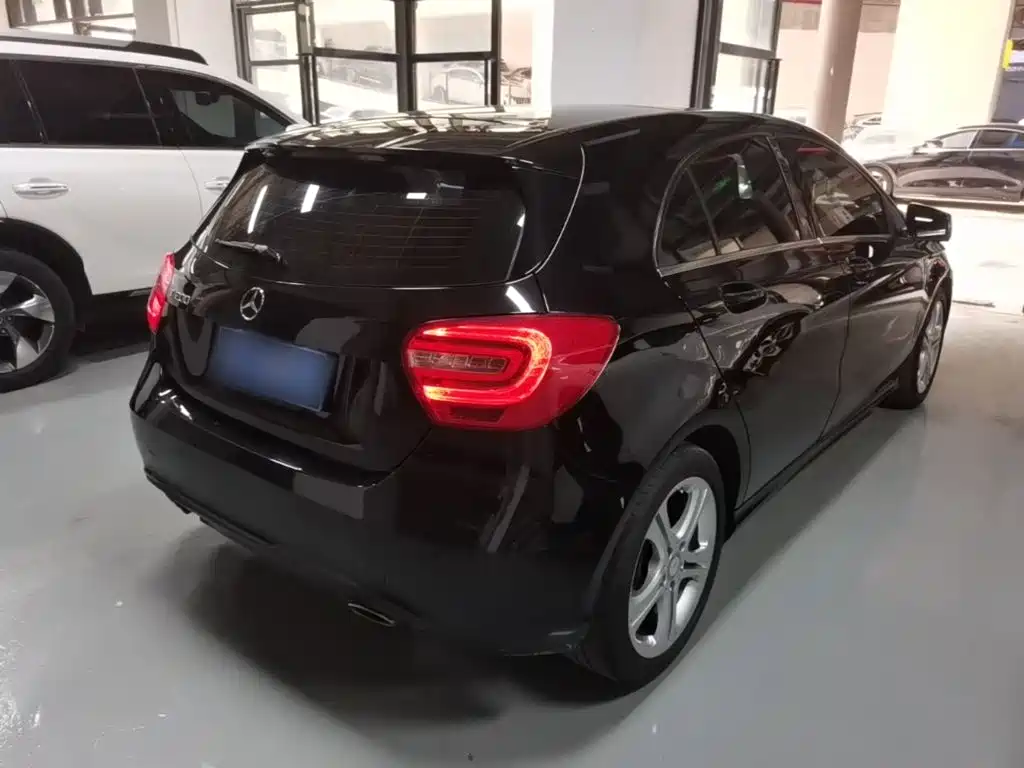 Mercedes-Benz A-Class 2014