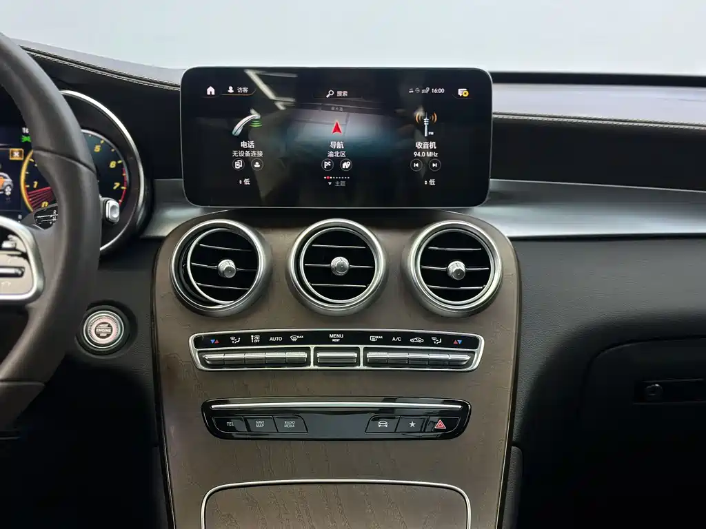 Mercedes-Benz GLC 2023 — фото 21