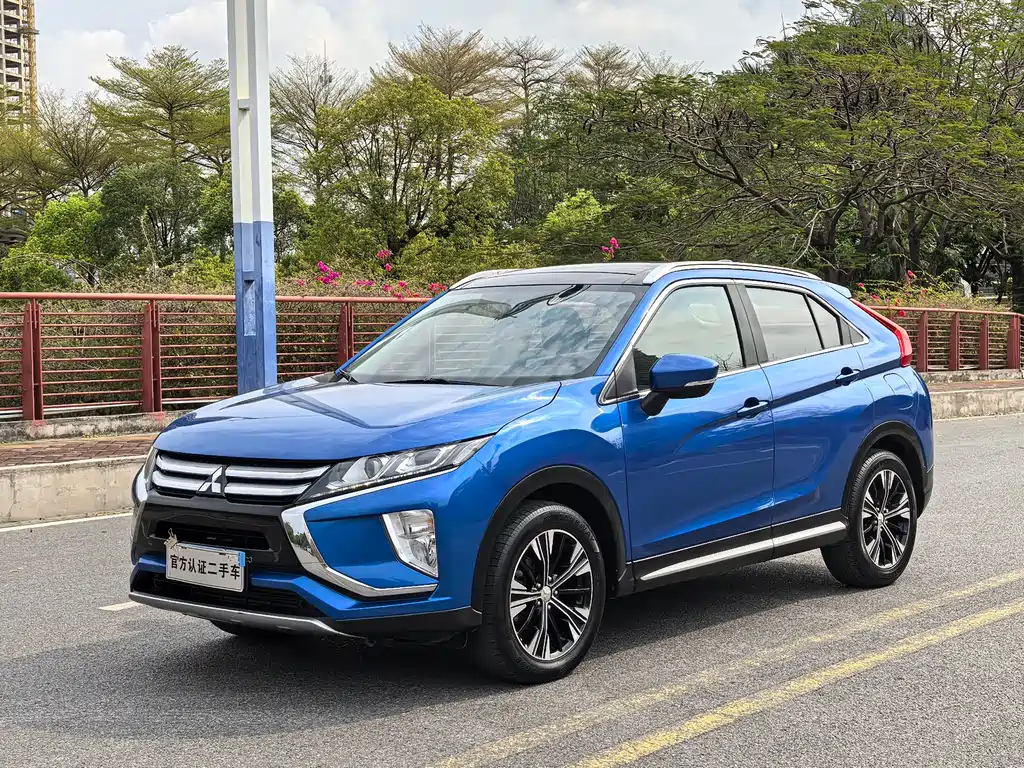 Mitsubishi Eclipse Cross 2019 — фото 1