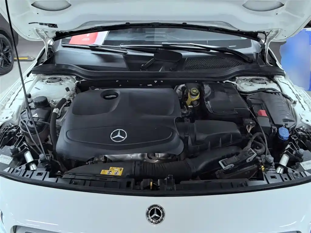 Mercedes-Benz GLA 2018 — фото 20