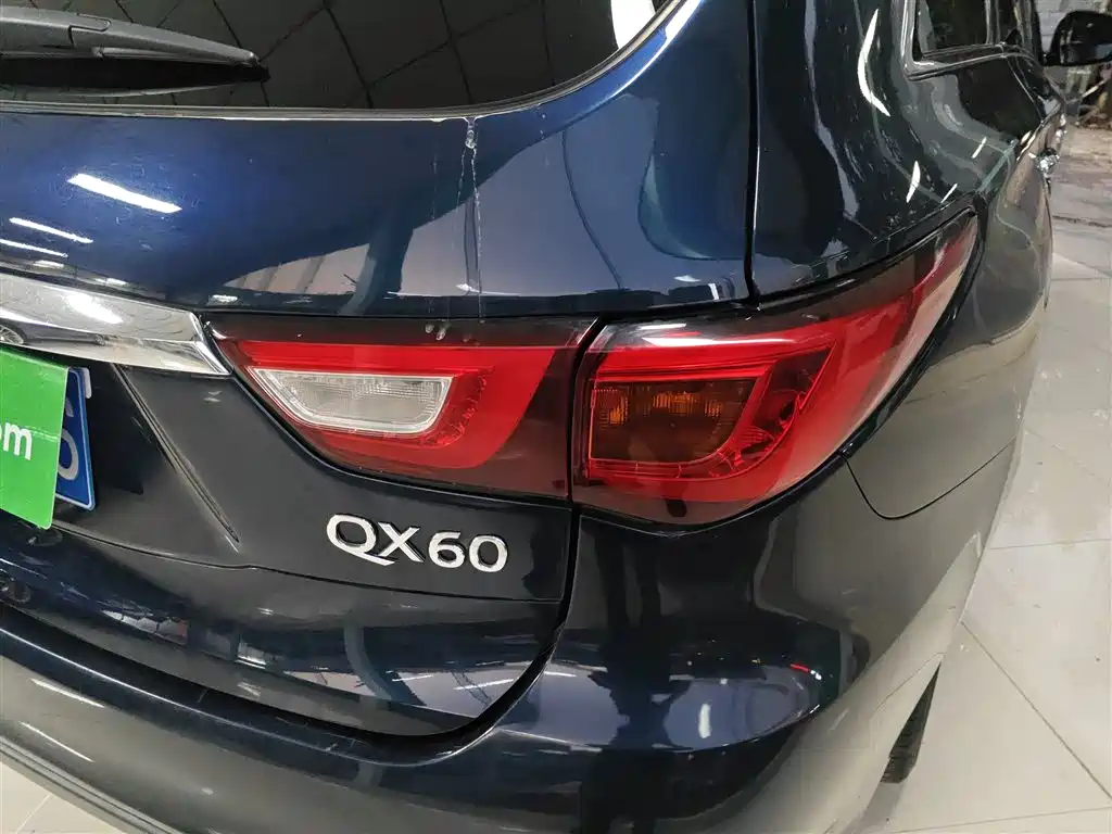 Infiniti QX60 2018 — фото 8