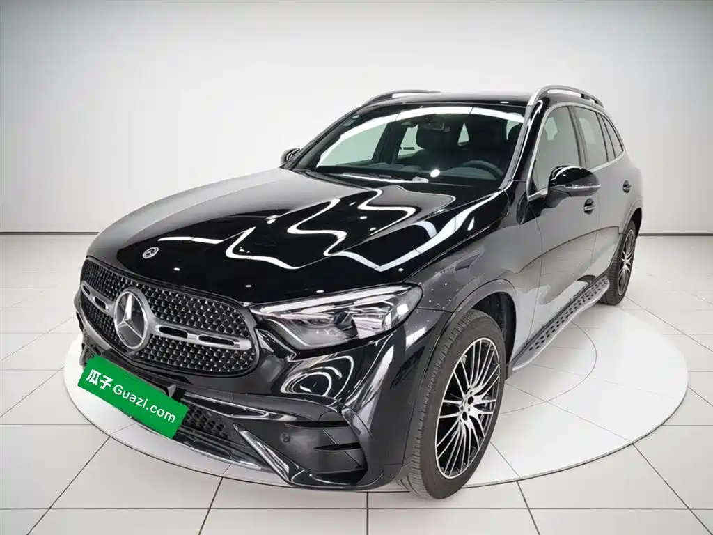 Mercedes-Benz GLC 2023 — фото 1