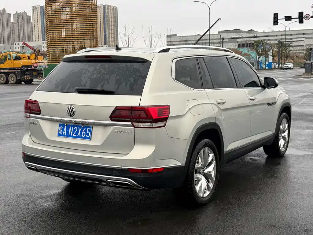 Volkswagen Teramont 2018 — фото 15