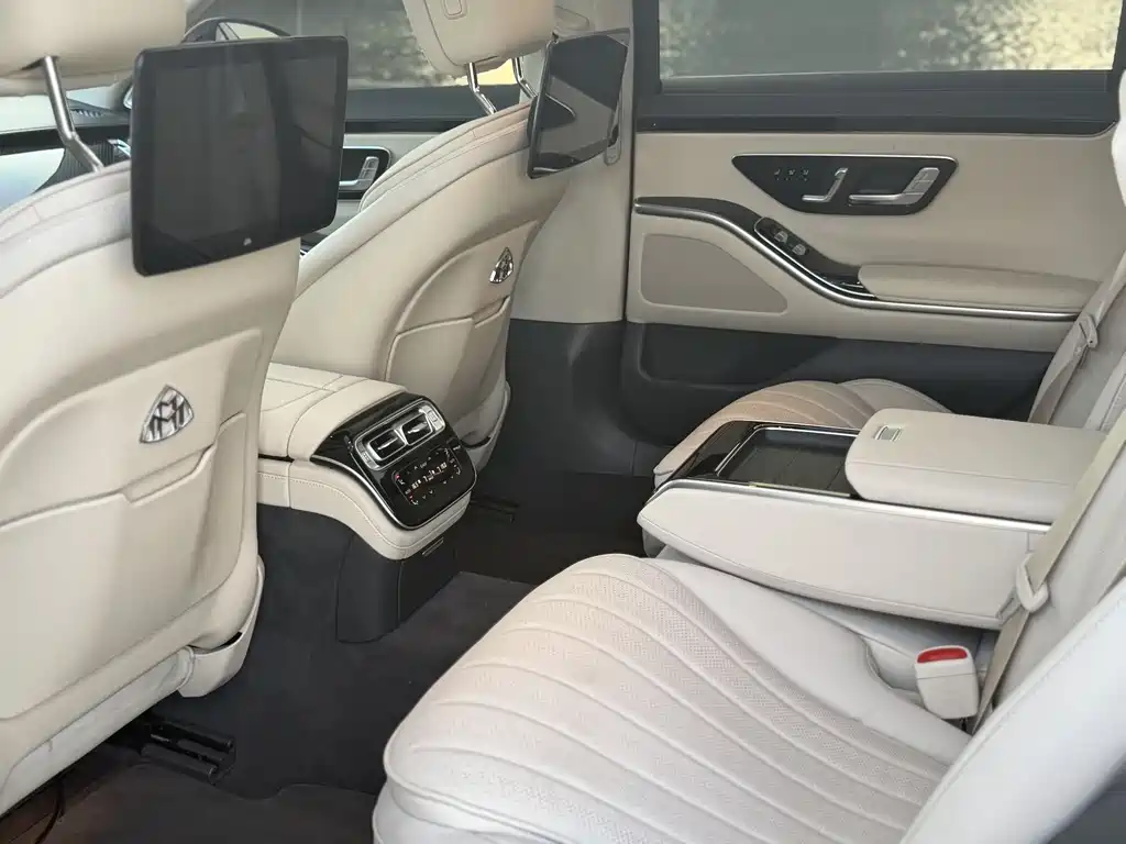 Mercedes-Benz S-Class 2022