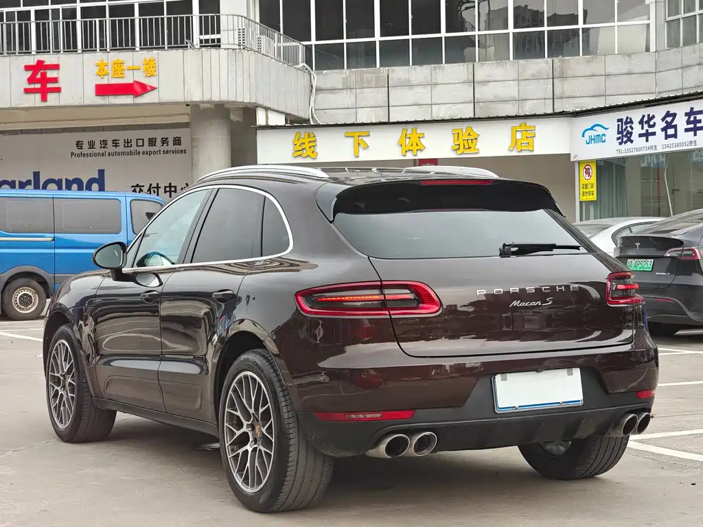 Porsche Macan 2015 — фото 18
