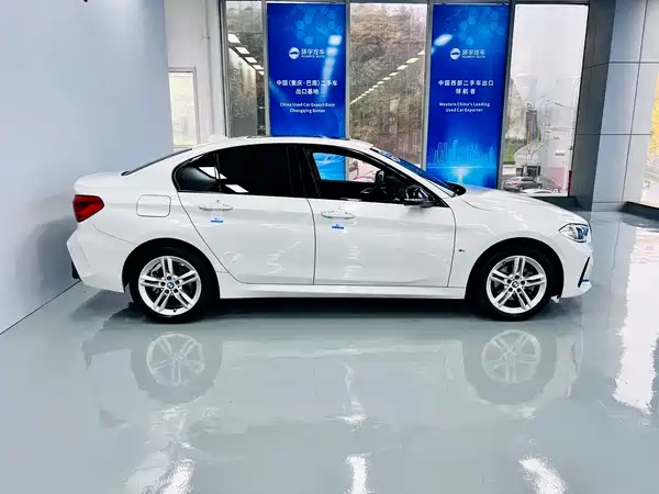 BMW 1 Series 2022