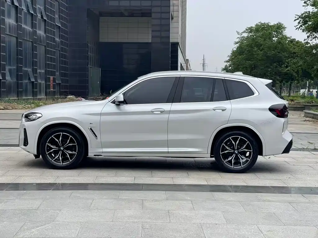 BMW X3 2022 — фото 7