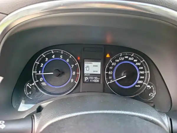 Infiniti QX70 2014