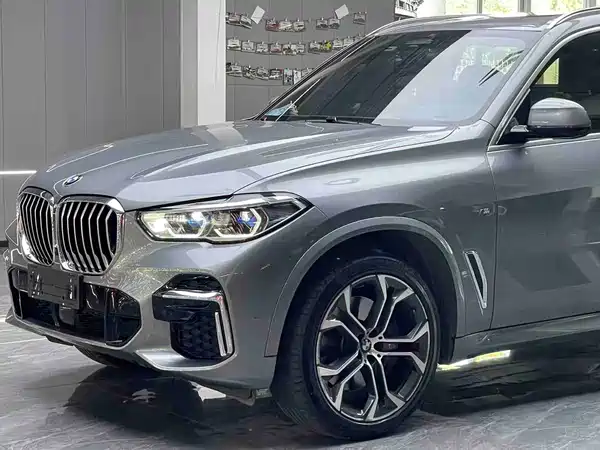 BMW X5 2023