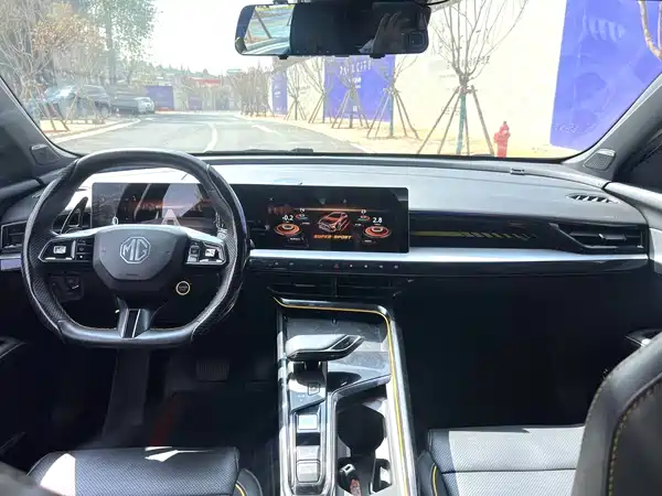 MG MG5 Scorpio 2022