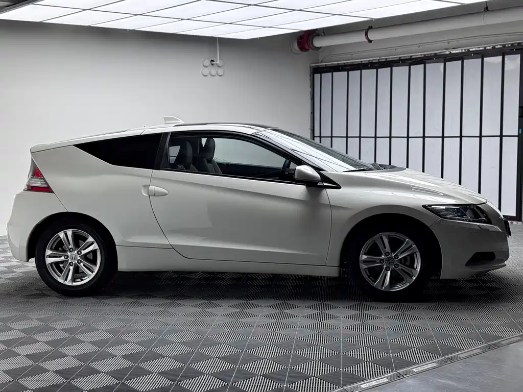 Honda CR-Z 2015 — фото 6