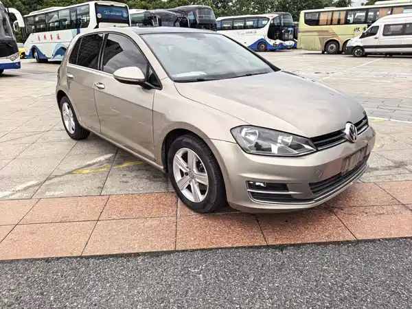 Volkswagen Golf 2014