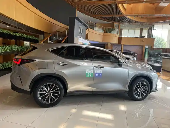 Lexus NX New Energy 2023