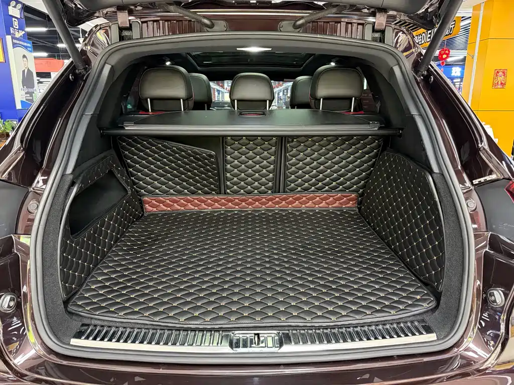 Porsche Cayenne 2017 — фото 13