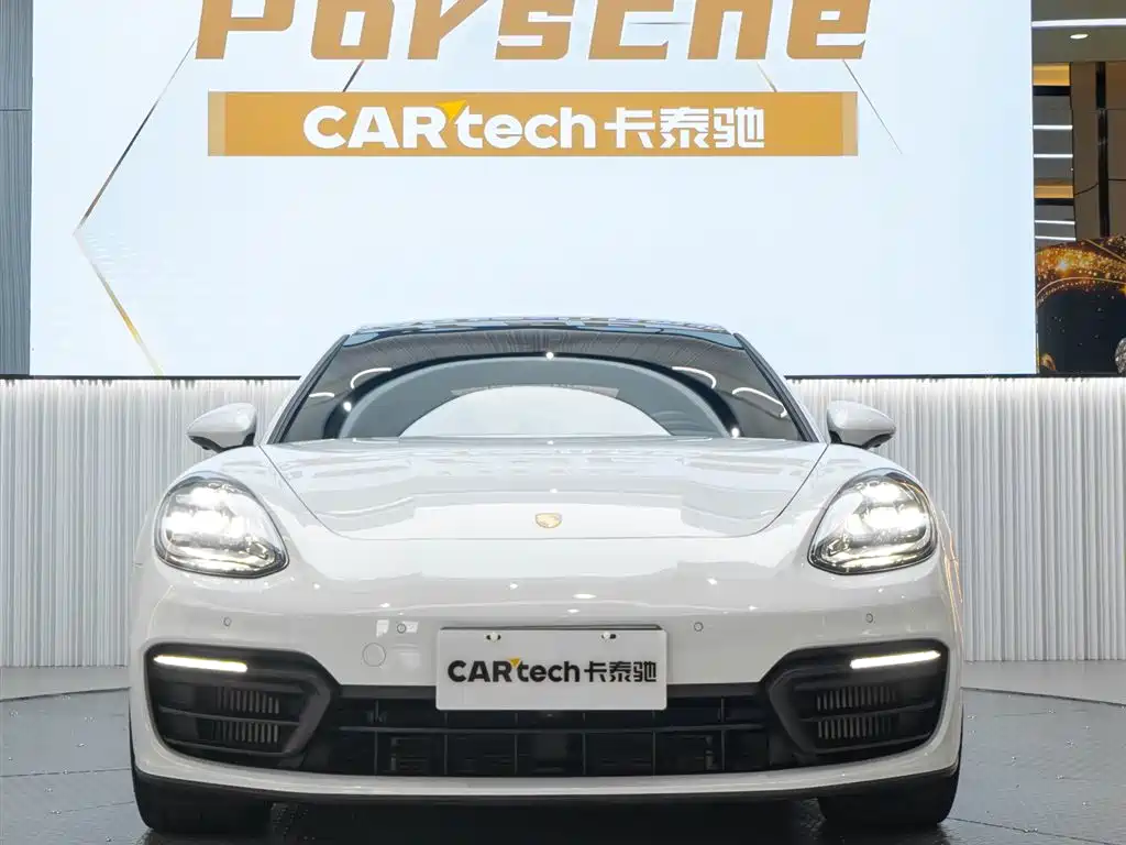 Porsche Panamera 2024