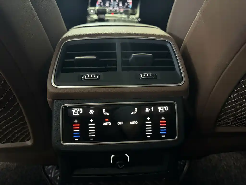 Audi A6L 2020 — фото 11