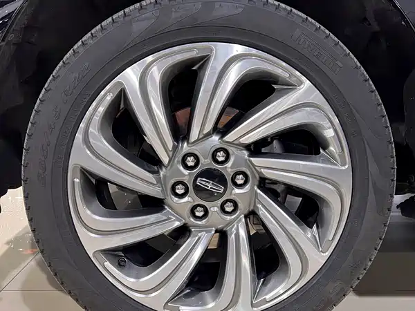 Lincoln Navigator 2024