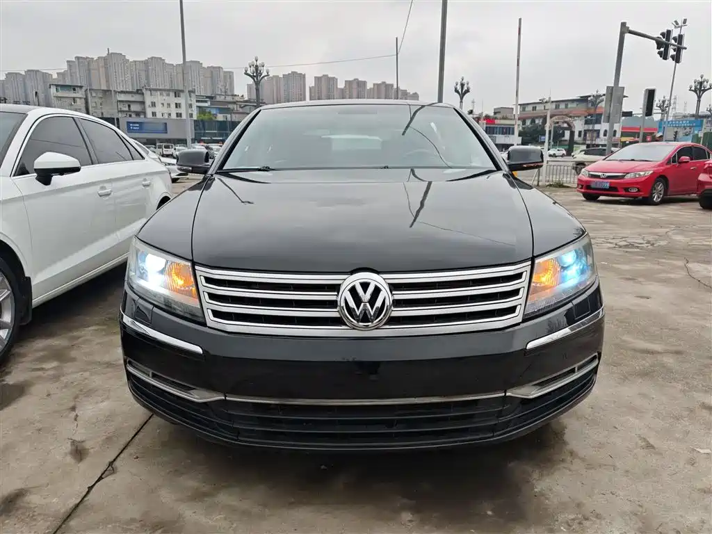 Volkswagen Phaeton 2015 — фото 3