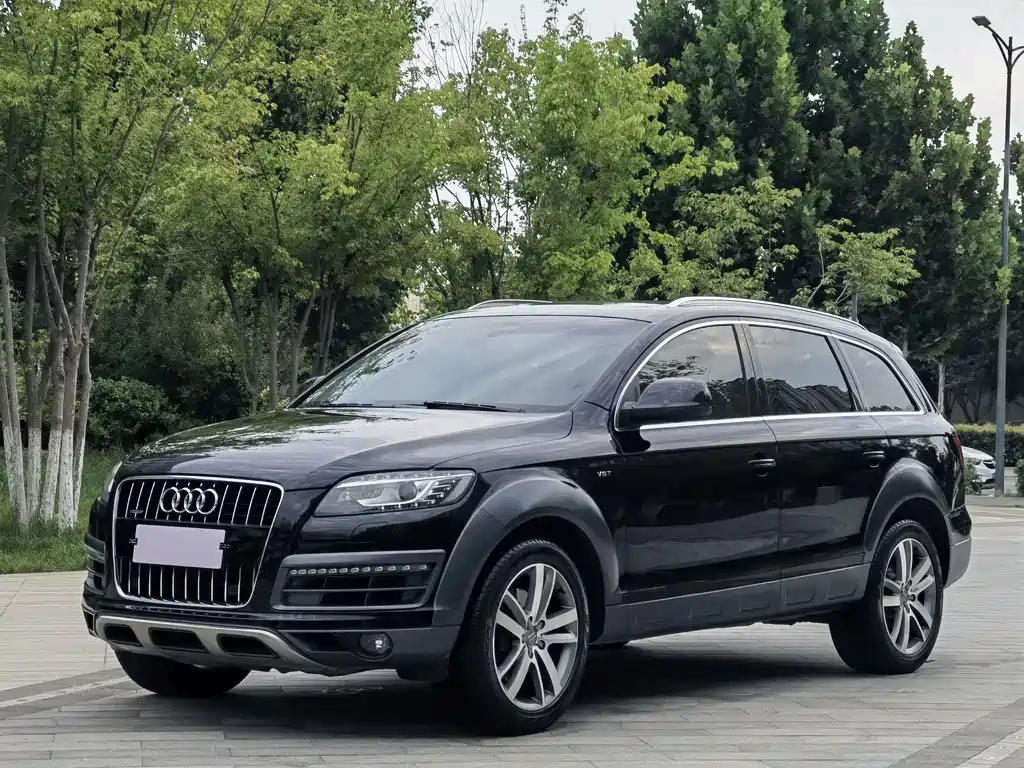 Audi Q7 2015 — фото 1