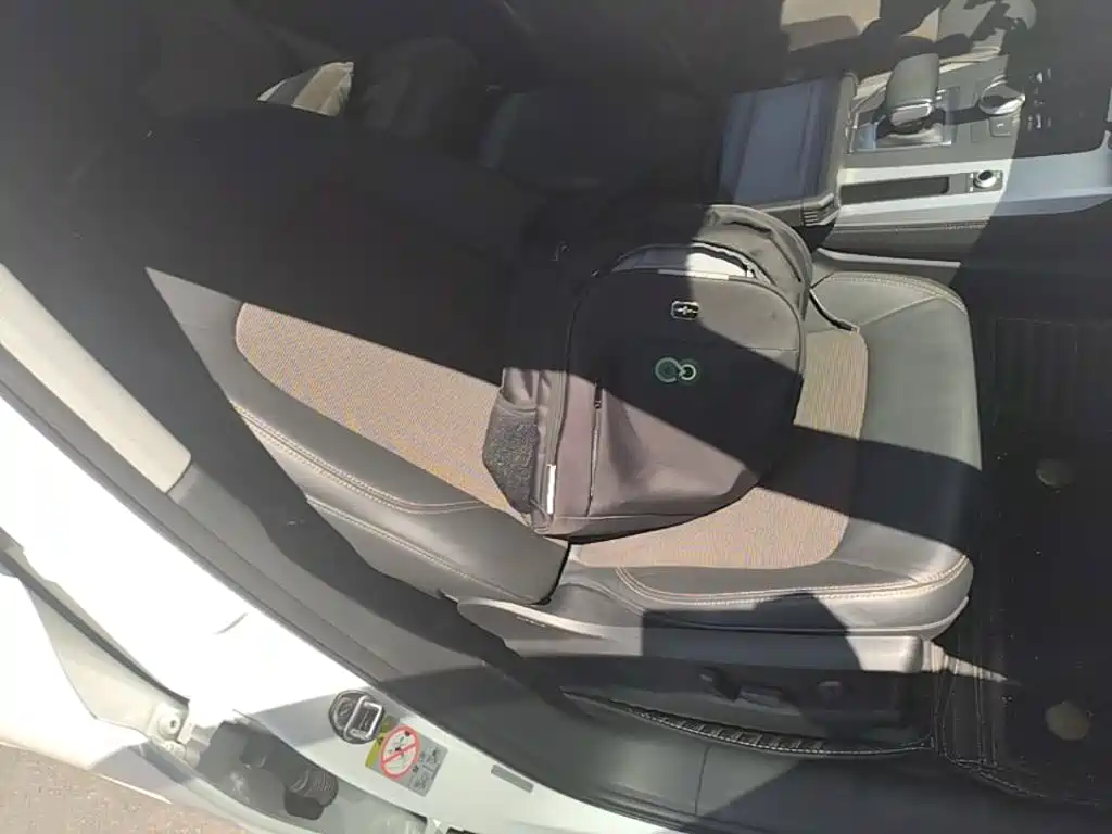Audi Q5L 2020 — фото 25