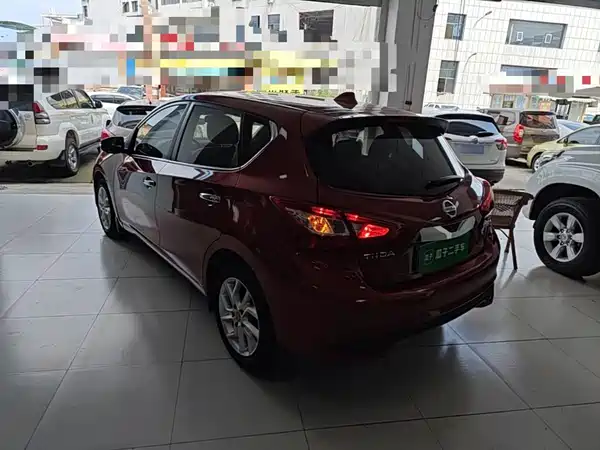 Nissan Tiida 2021