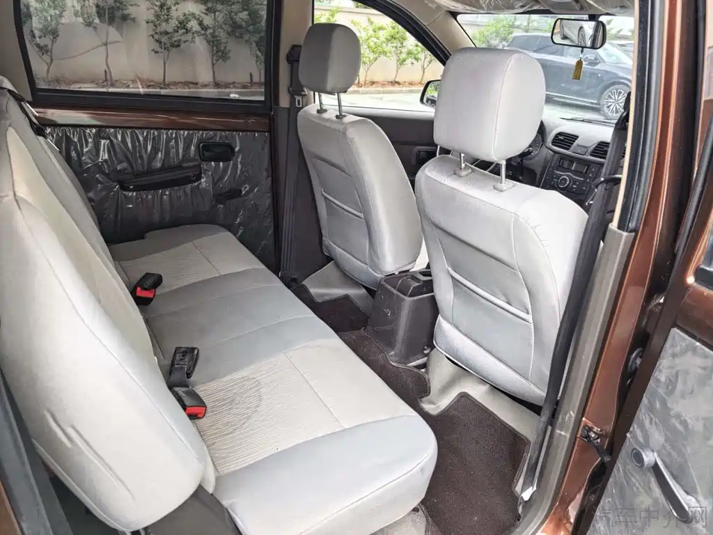 Wuling Hongguang 2024