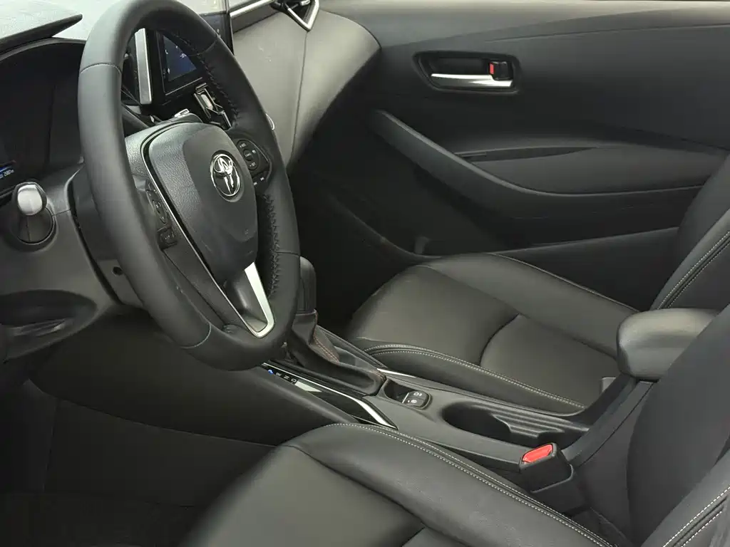 Toyota Corolla 2022 — фото 19