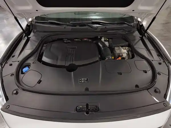 Geely Borui Hybrid 2018