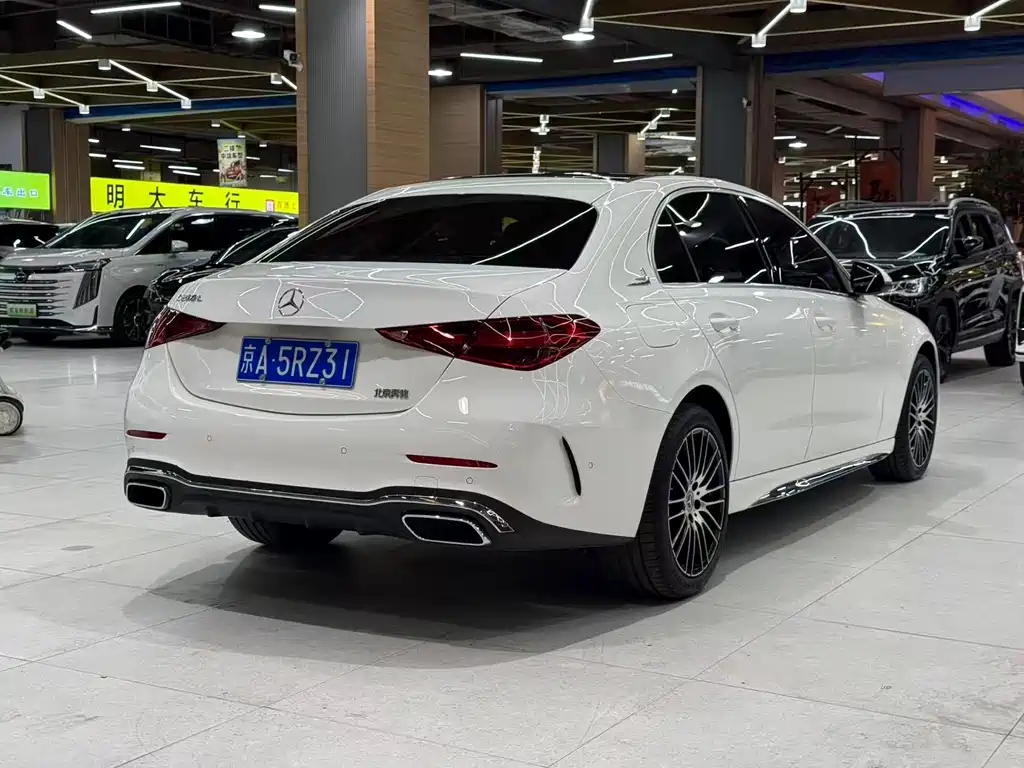 Mercedes-Benz C-Class 2022