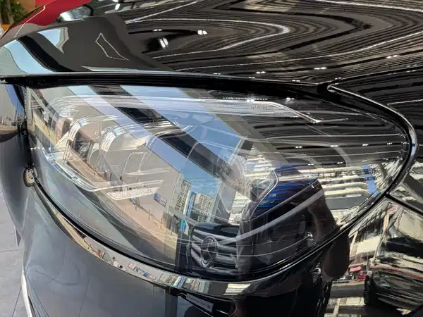 Mercedes-Benz GLS 2024