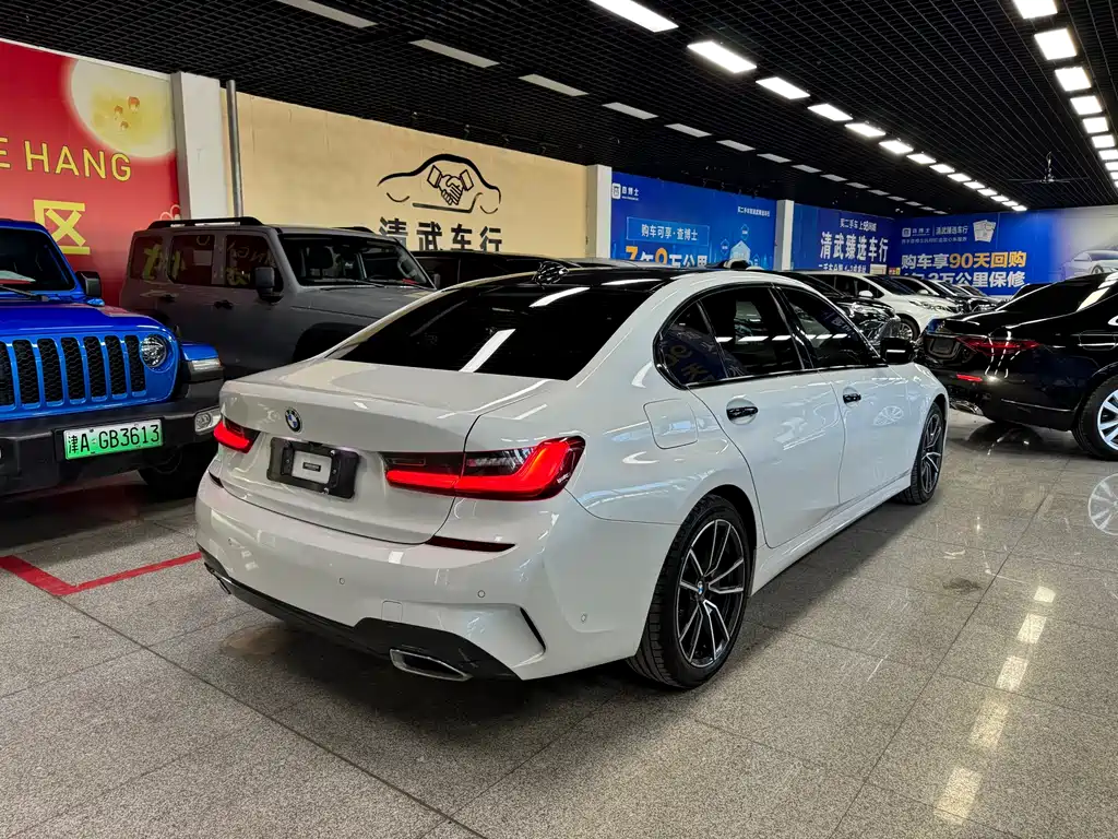BMW 3 Series 2021 — фото 15