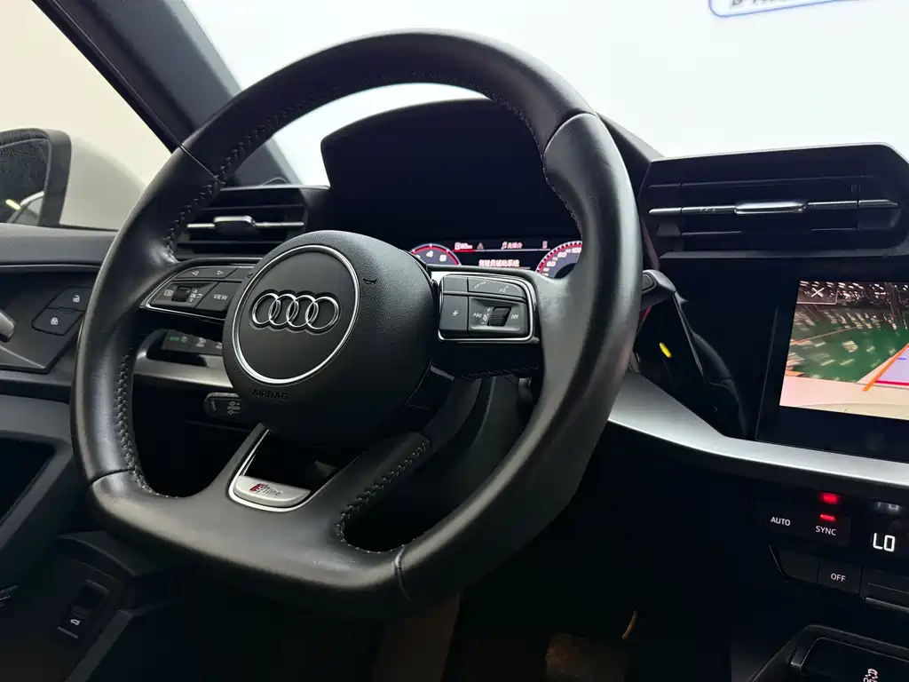 Audi A3 2022 — фото 12