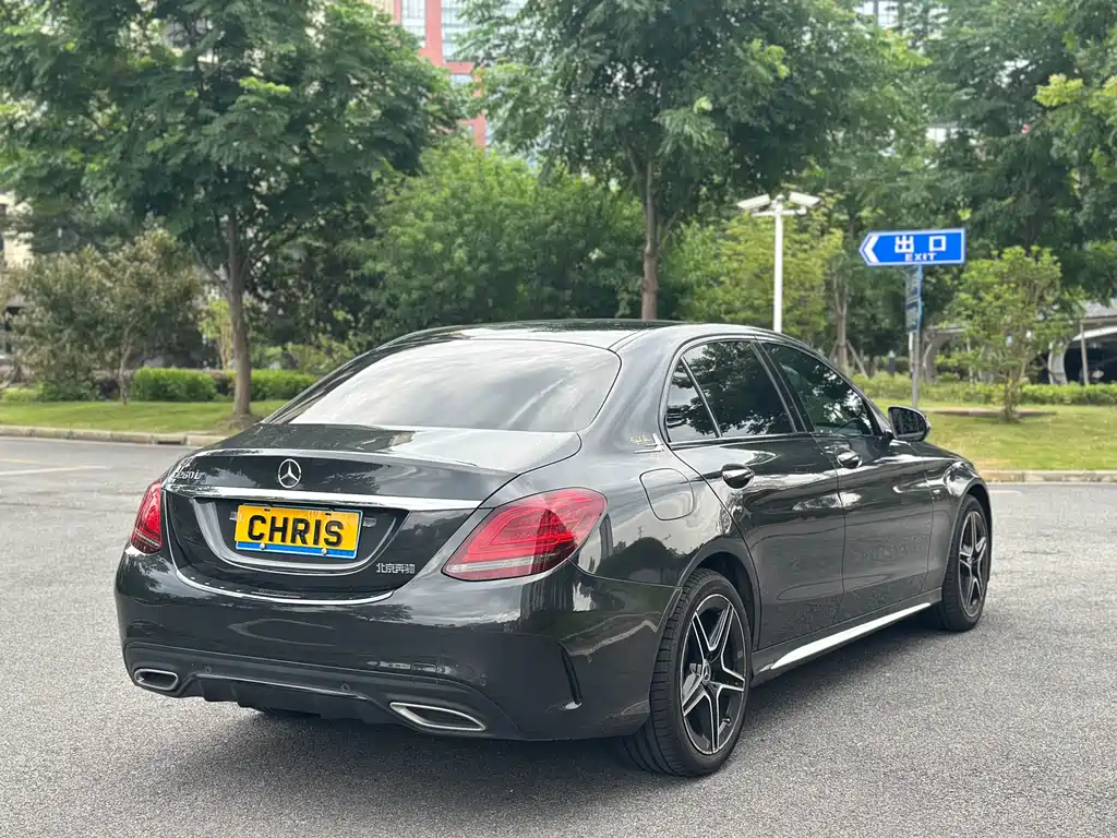Mercedes-Benz C-Class 2021