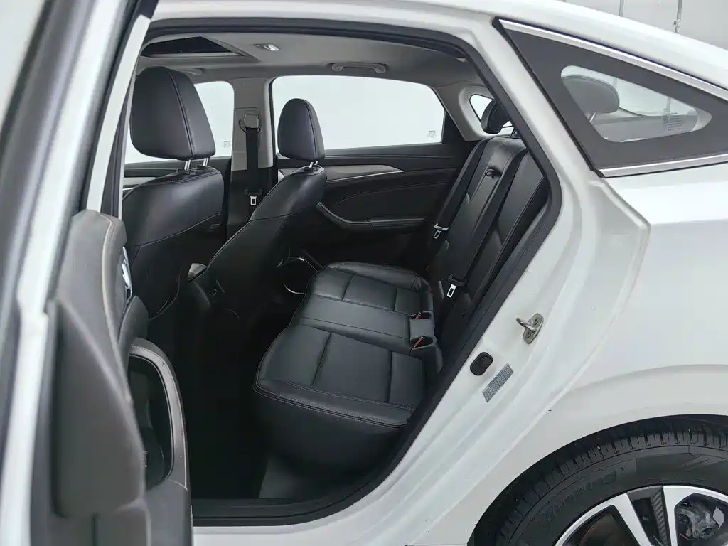 Changan Escape 2018 — фото 15