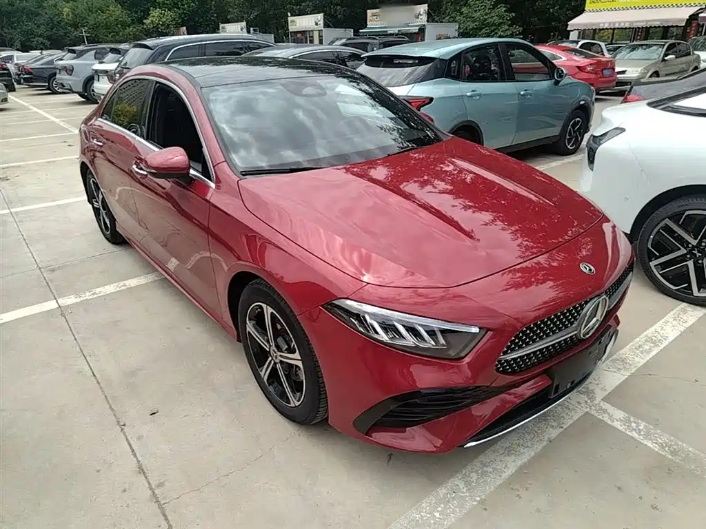 Mercedes-Benz A-Class 2023 — фото 4