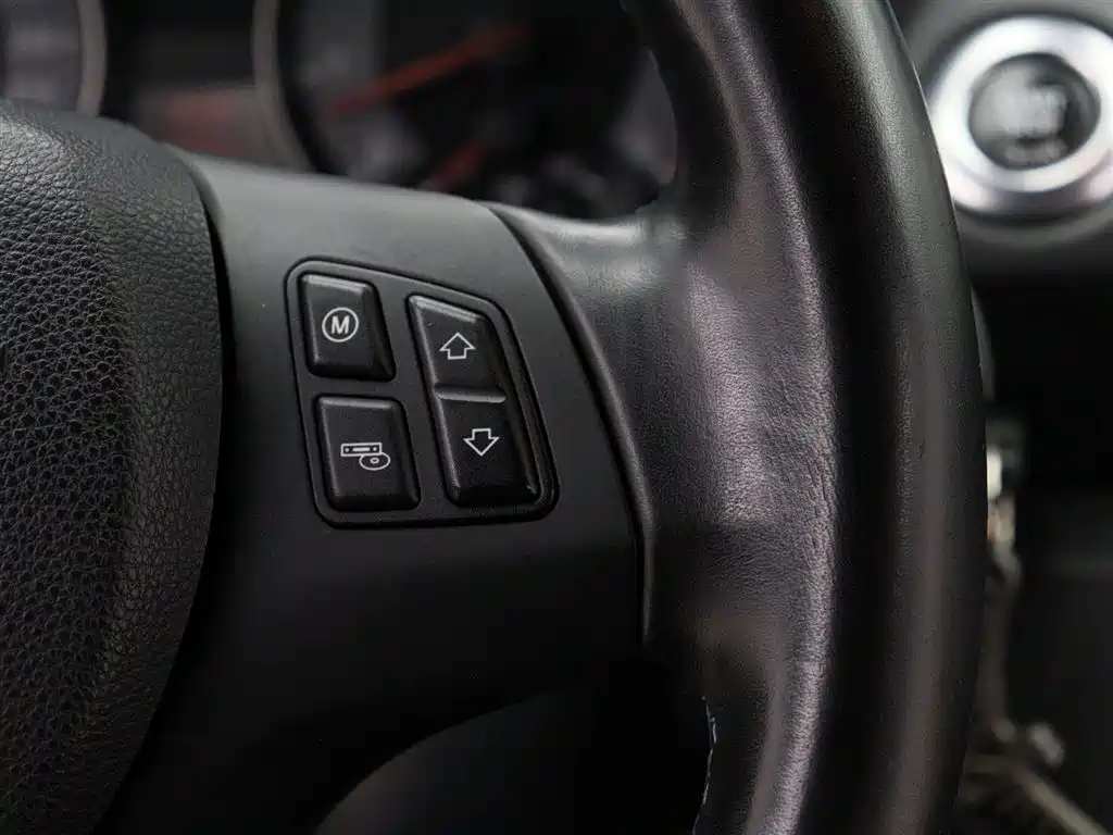 BMW 1 Series M 2012 — фото 14
