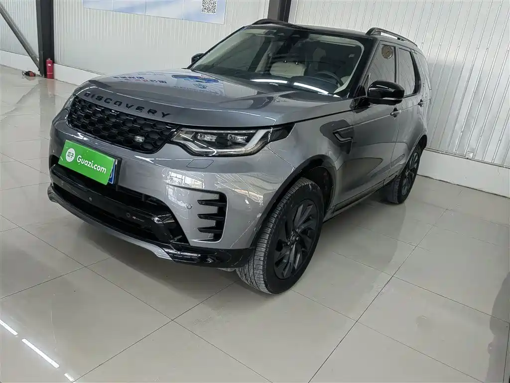 Land Rover Discovery 2023 — фото 1