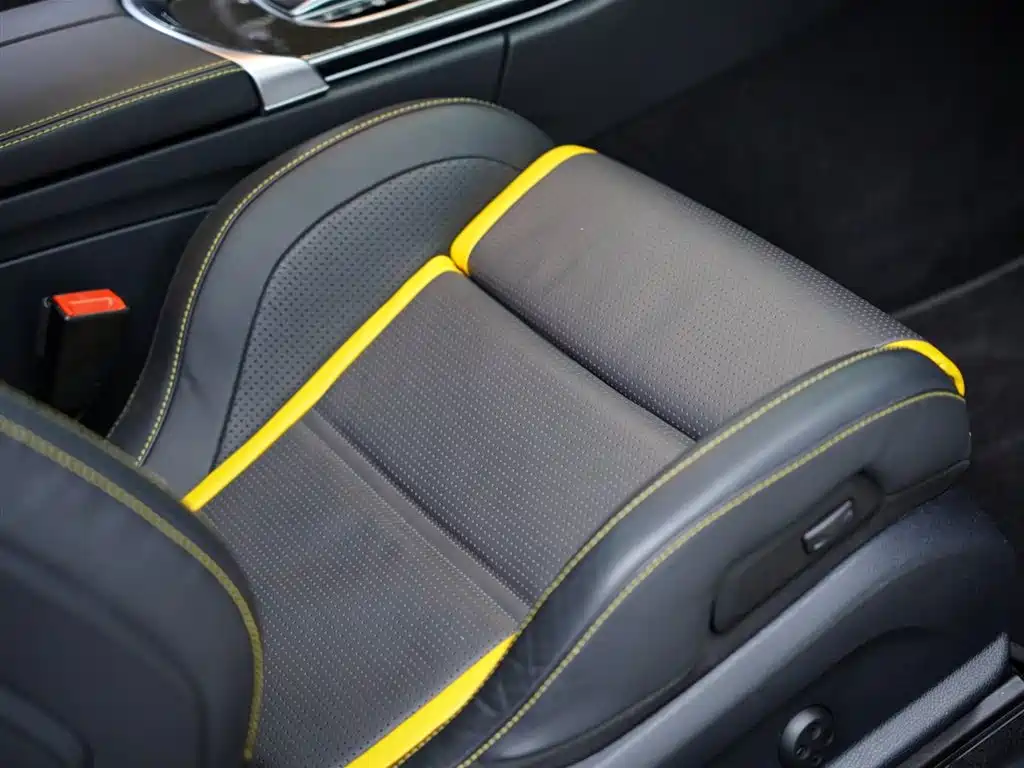 Mercedes-Benz C-Class AMG 2021 — фото 43