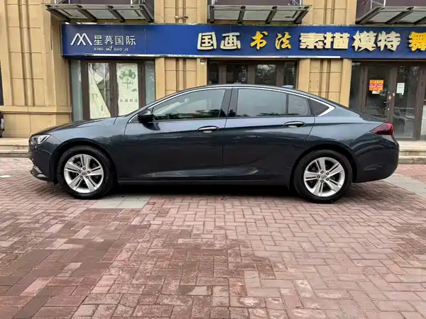 Buick Regal 2019
