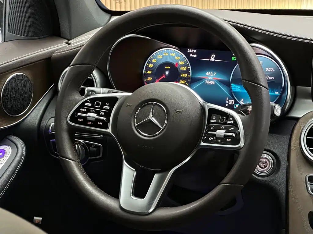 Mercedes-Benz GLC 2023 — фото 11